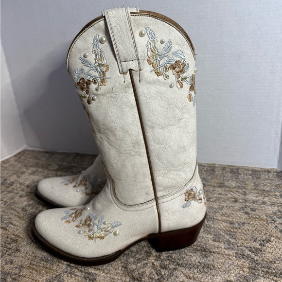 Shyanne Byrdie Crack Embroidered Western Boots - Picture 9 of 13